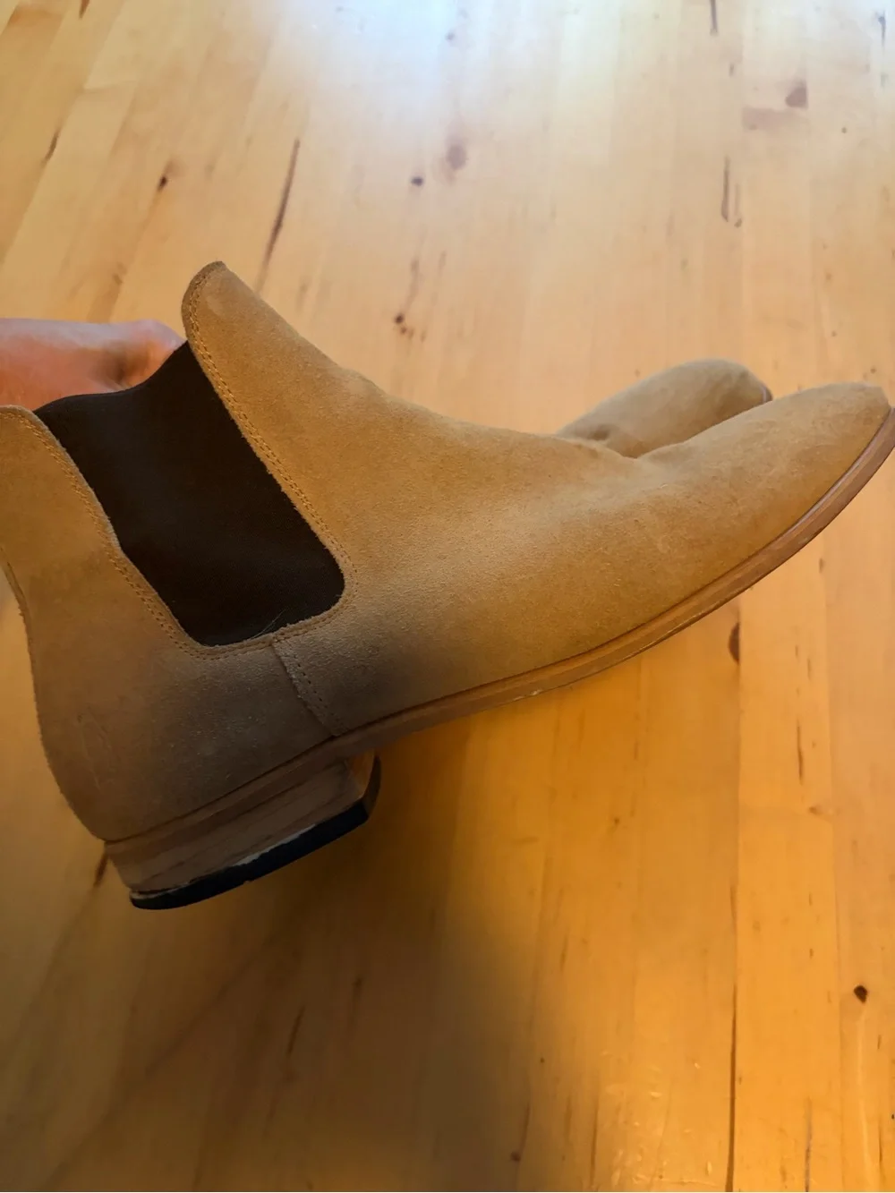 Men's Suede Chelsea-Style Derby Boots in Light Tan